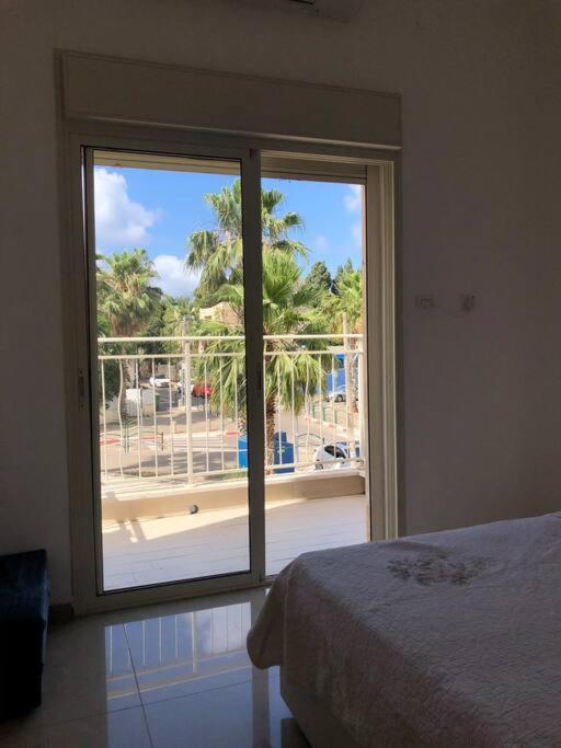 Bat Galim - Luxury Apartment By The Sea Хайфа Экстерьер фото