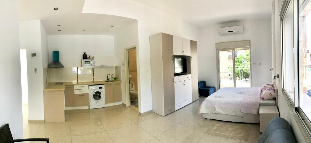 Bat Galim - Luxury Apartment By The Sea Хайфа Экстерьер фото